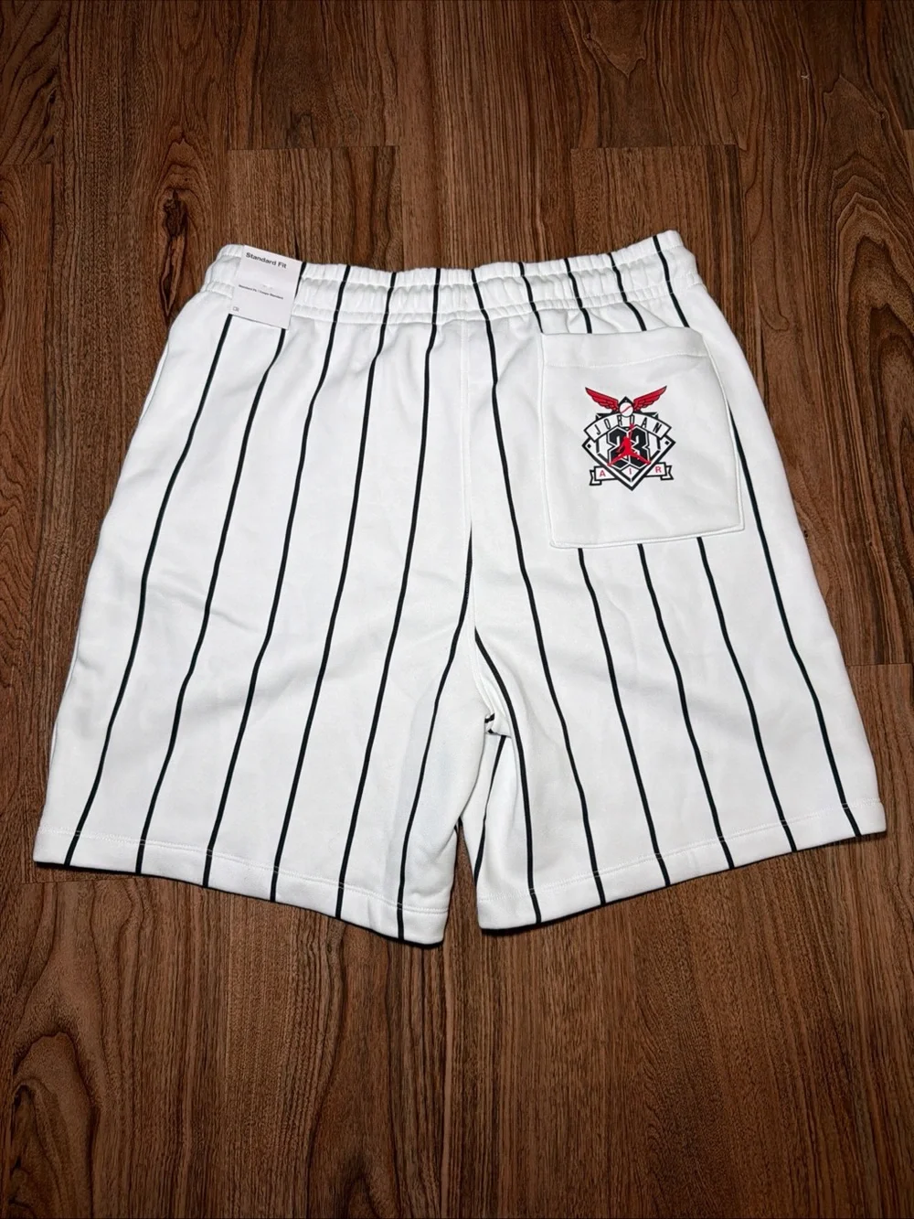 Air Jordan Brooklyn Diamond Fleece Shorts Mens Sz LARGE L White Black Striped